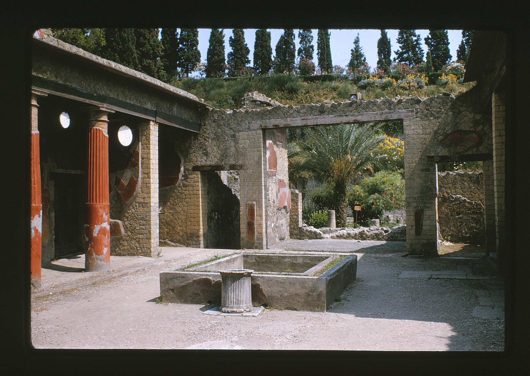 Herculaneum - insula orientalis I. 2.3-1 (Stanley Jashemski, Jashemski Archives, University of Maryland)