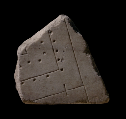 fragment from the Forma Urbis Romae showing the corner of the Hercules Musarum complex